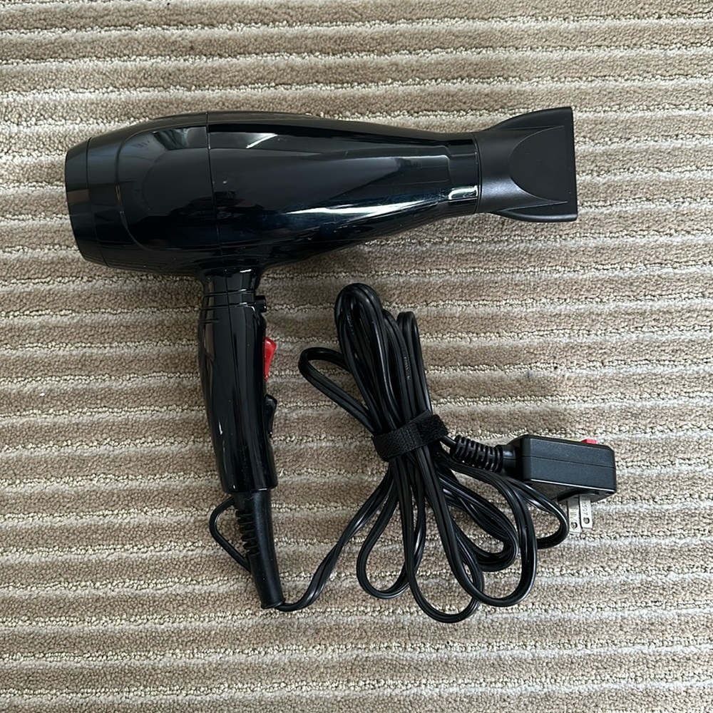 FHI Heat Hair blowdryer. Black. Like new, never used.